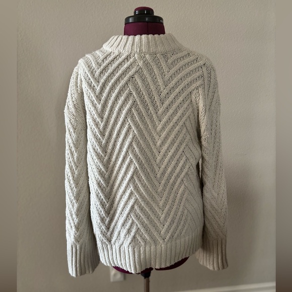 A New Day Crewneck Sweater Cream Chunky Knit Women’s Size M - Picture 2 of 6